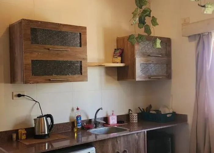 Eel Garden House Apartment *